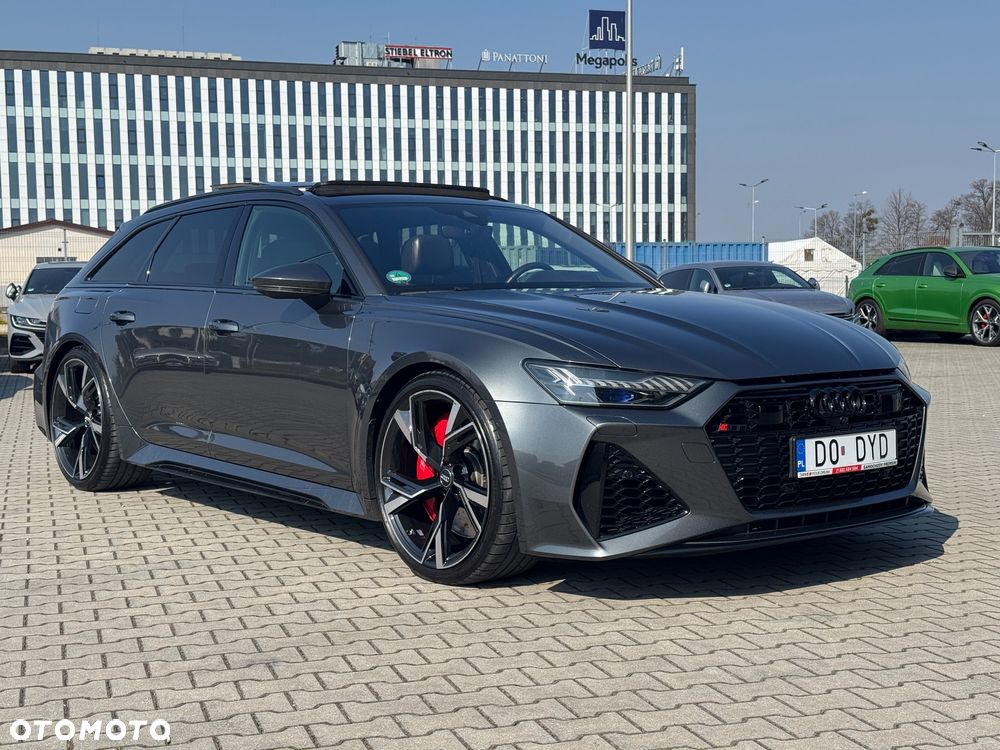 Audi RS6 Avant - 8