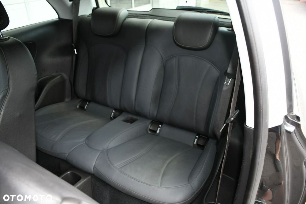 Opel Adam 1.2 - 29