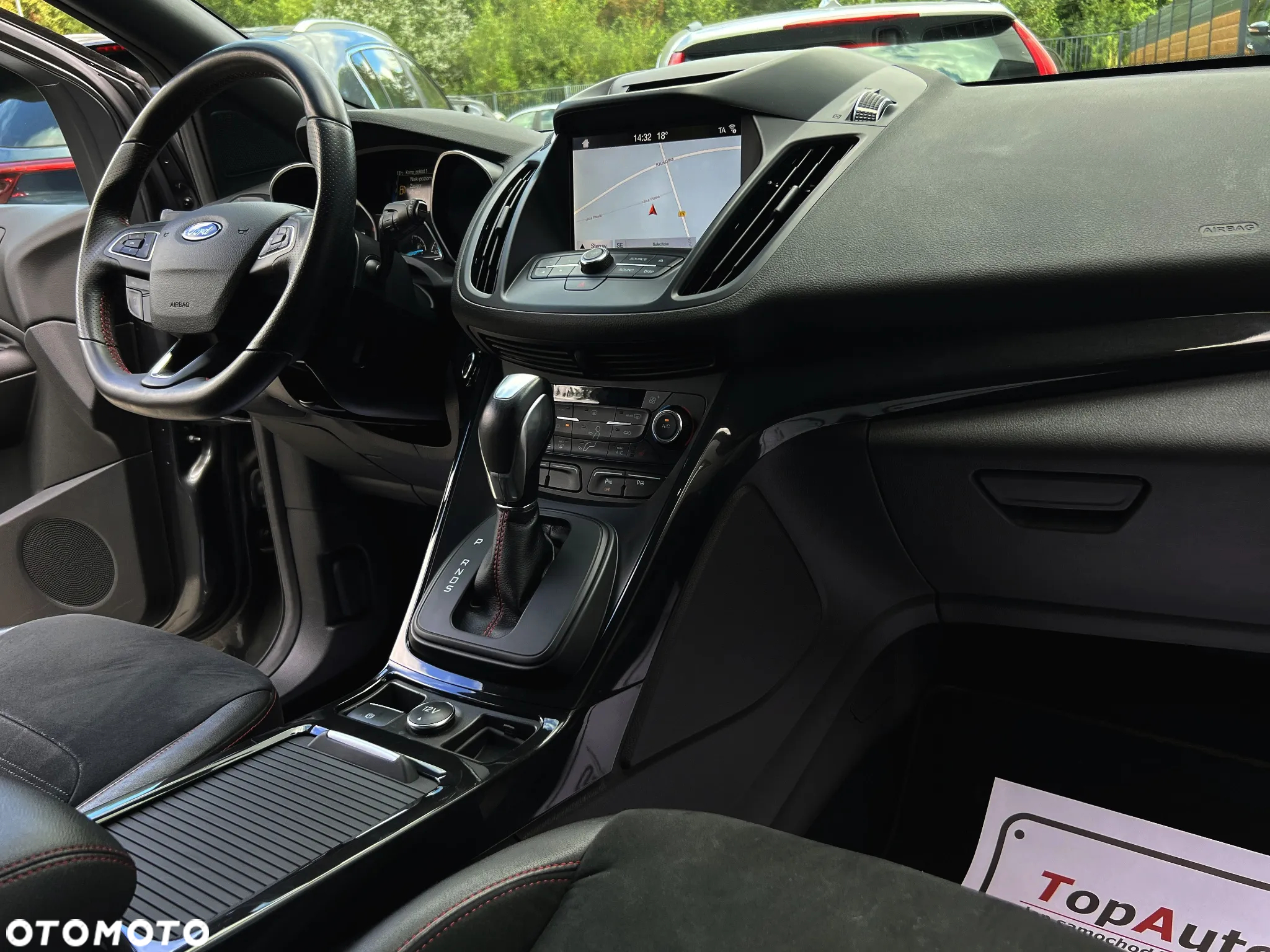 Ford Kuga 2.0 TDCi 2x4 ST-Line - 18