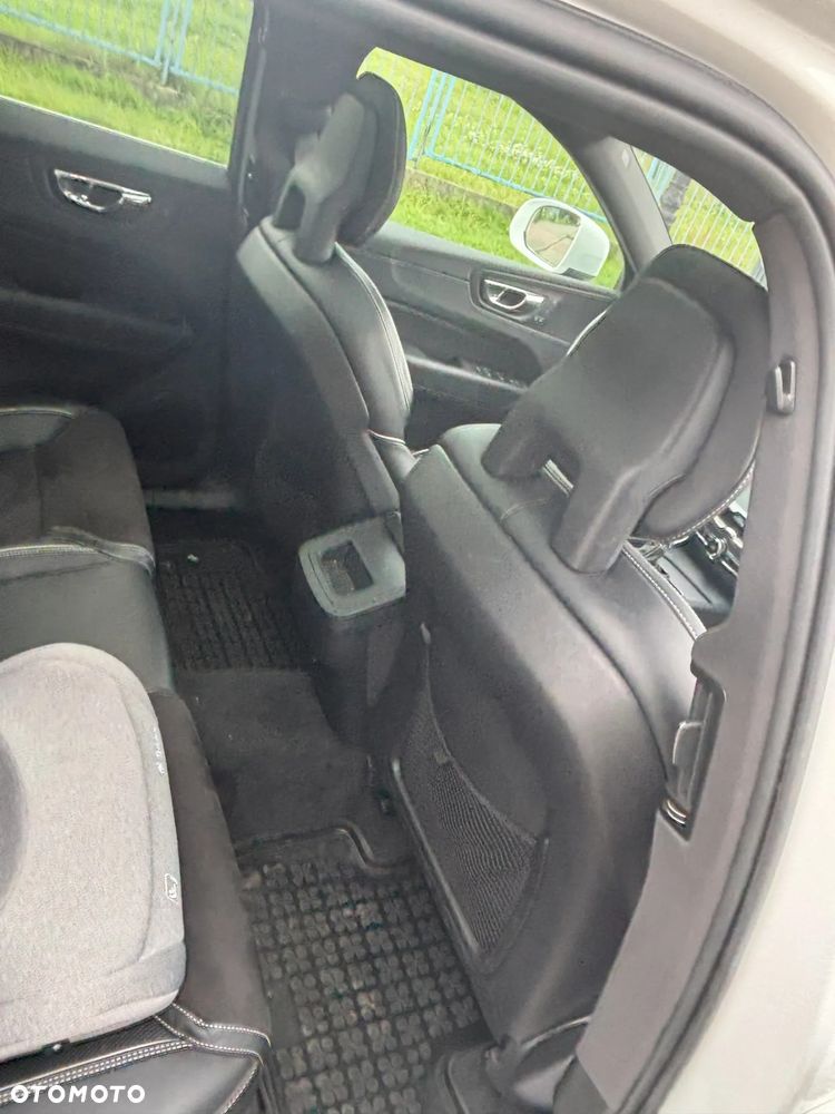 Volvo XC 60 T5 AWD Geartronic RDesign - 20
