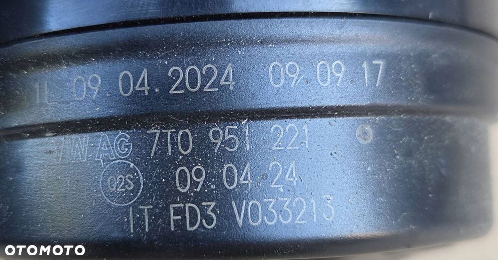 volkswagen multivan transporter t7 klakson 7t0951221 - 3