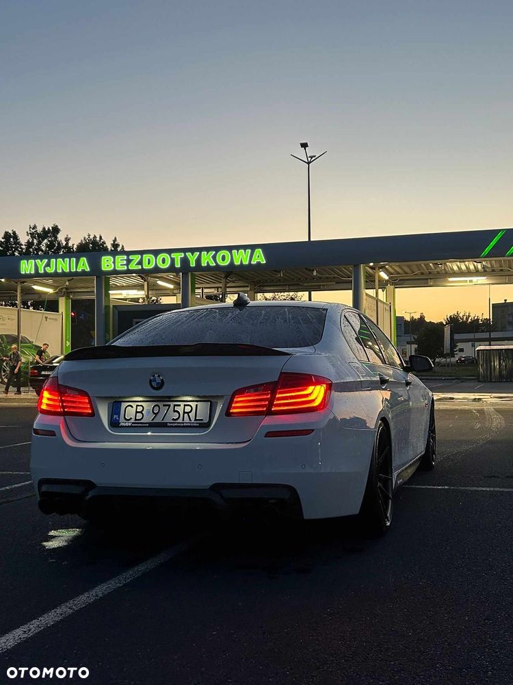 BMW Seria 5 535i Sport-Aut Modern Line - 21