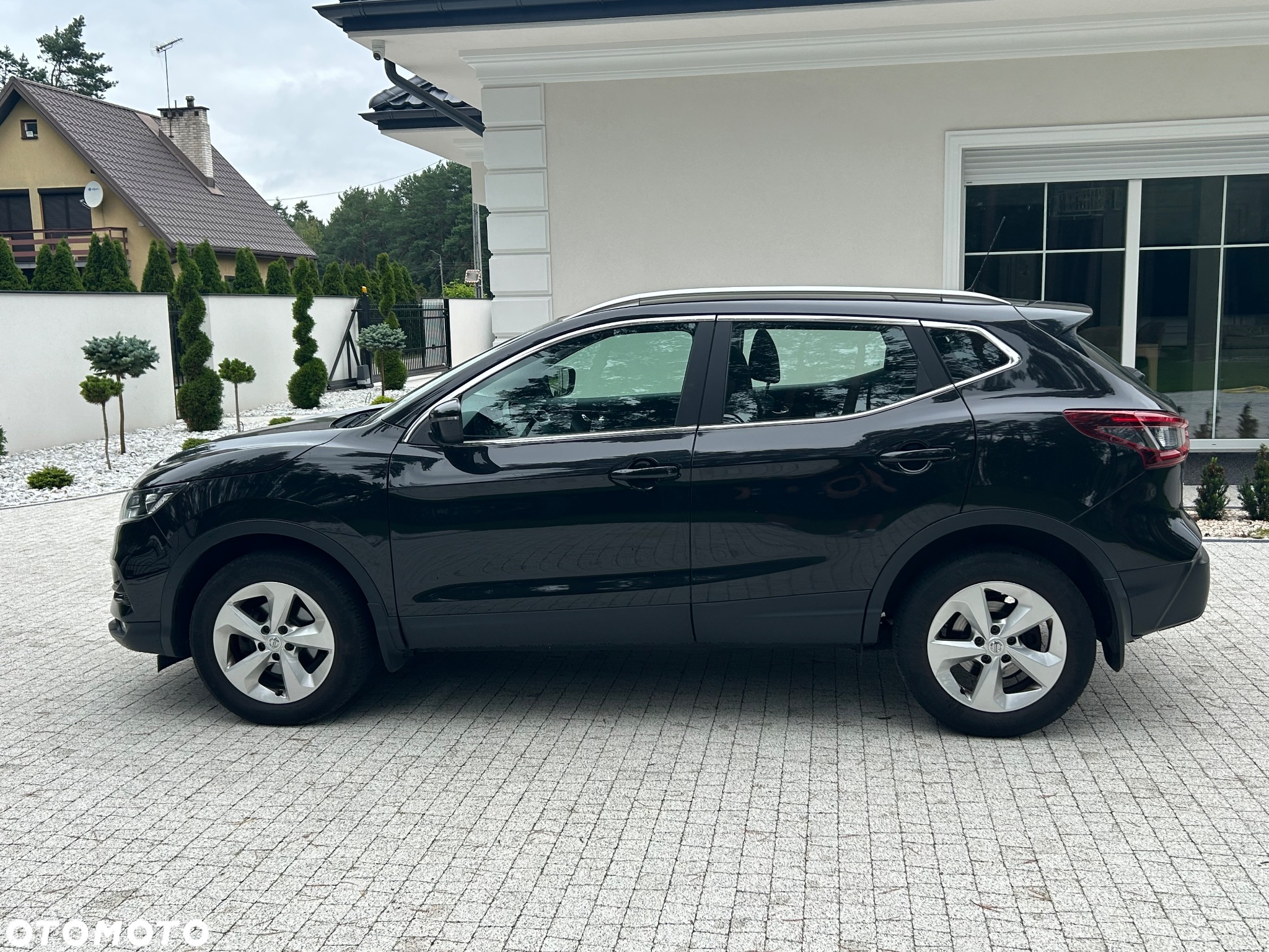 Nissan Qashqai - 10