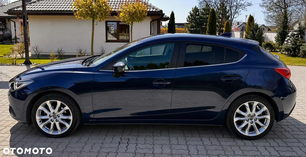 Mazda 3 - 8