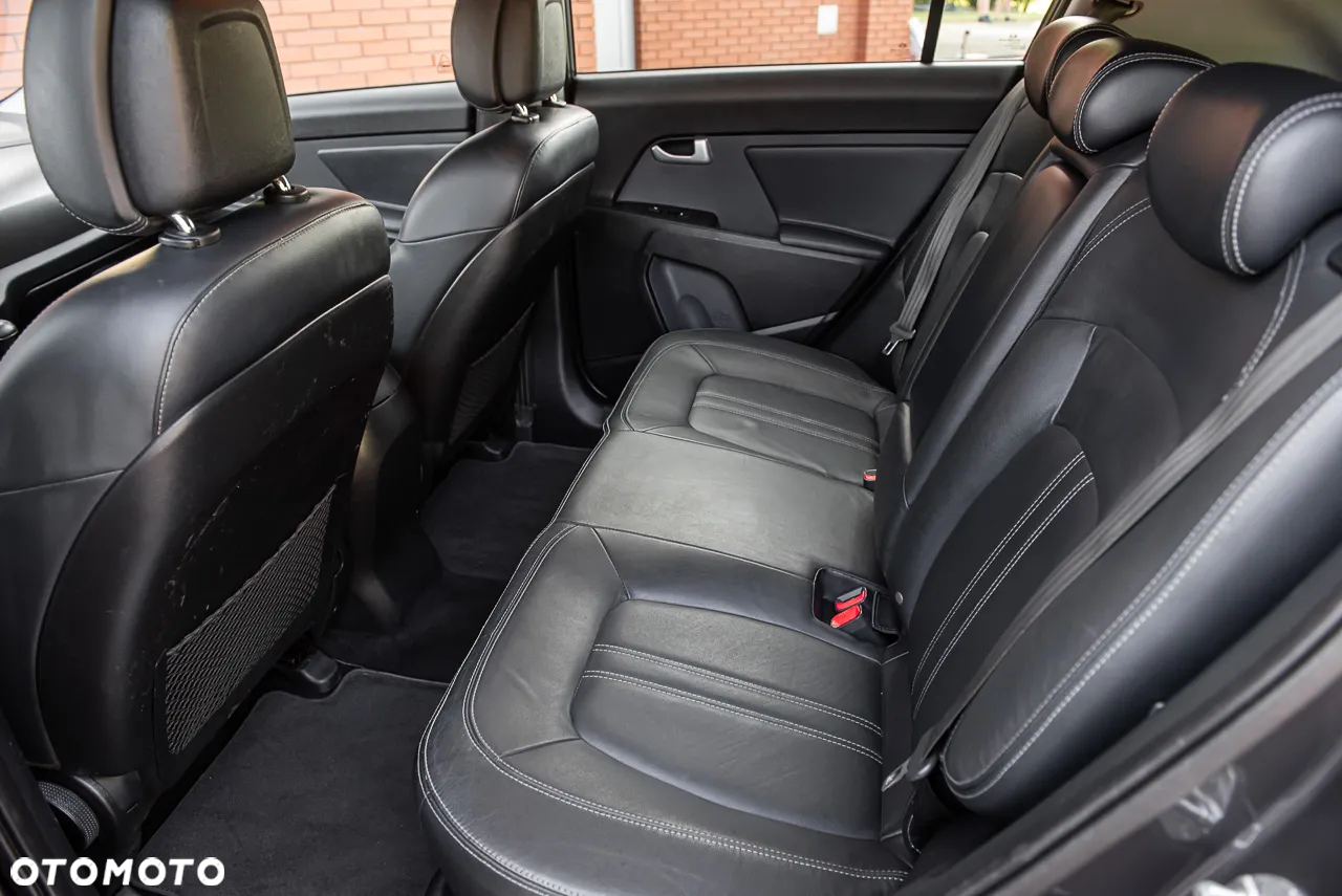 Kia Sportage 2.0 CRDI 4WD Automatik Vision - 25