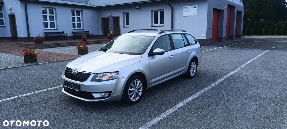 Skoda Octavia 1.6 TDI DPF DSG Elegance - 1