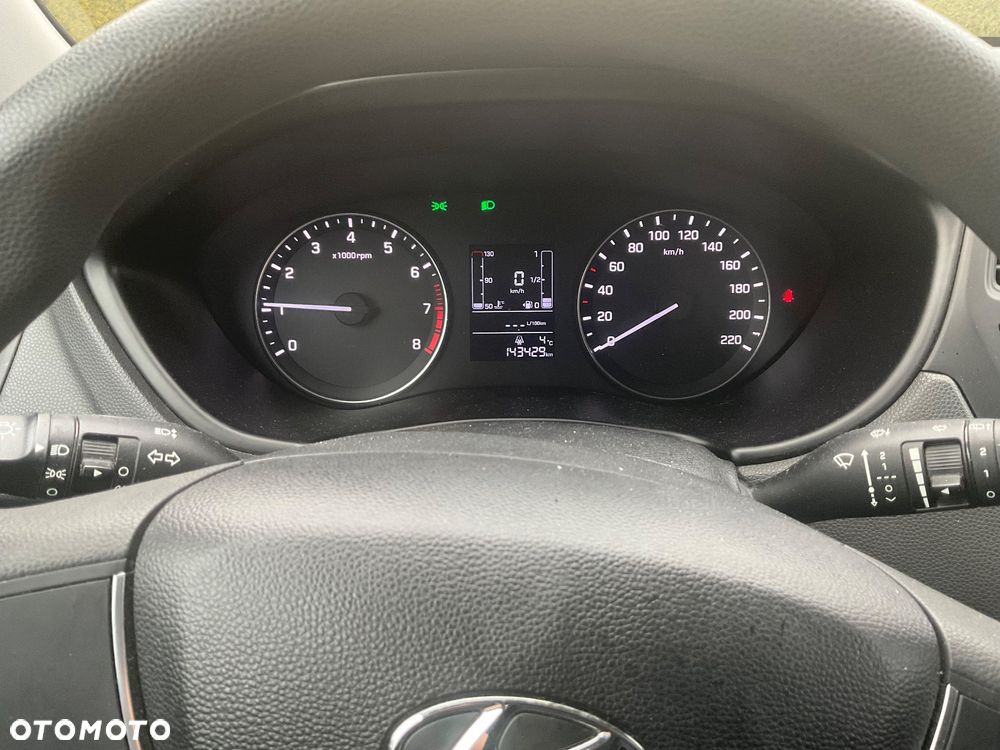 Hyundai i20 - 12
