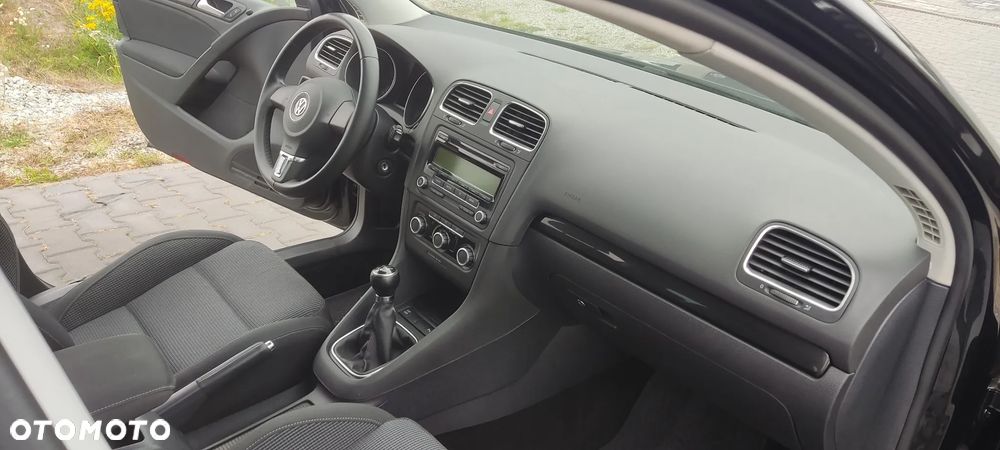Volkswagen Golf 1.6 Comfortline - 10