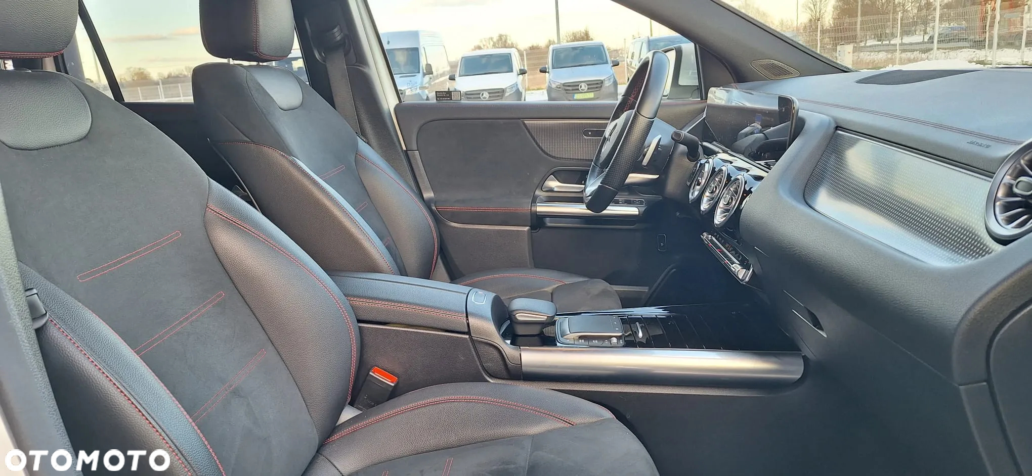 Mercedes-Benz EQA 250 66.5kWh AMG Line - 8
