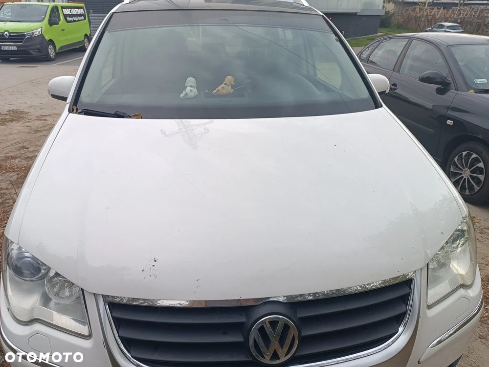 Volkswagen Touran 2008 photo 4