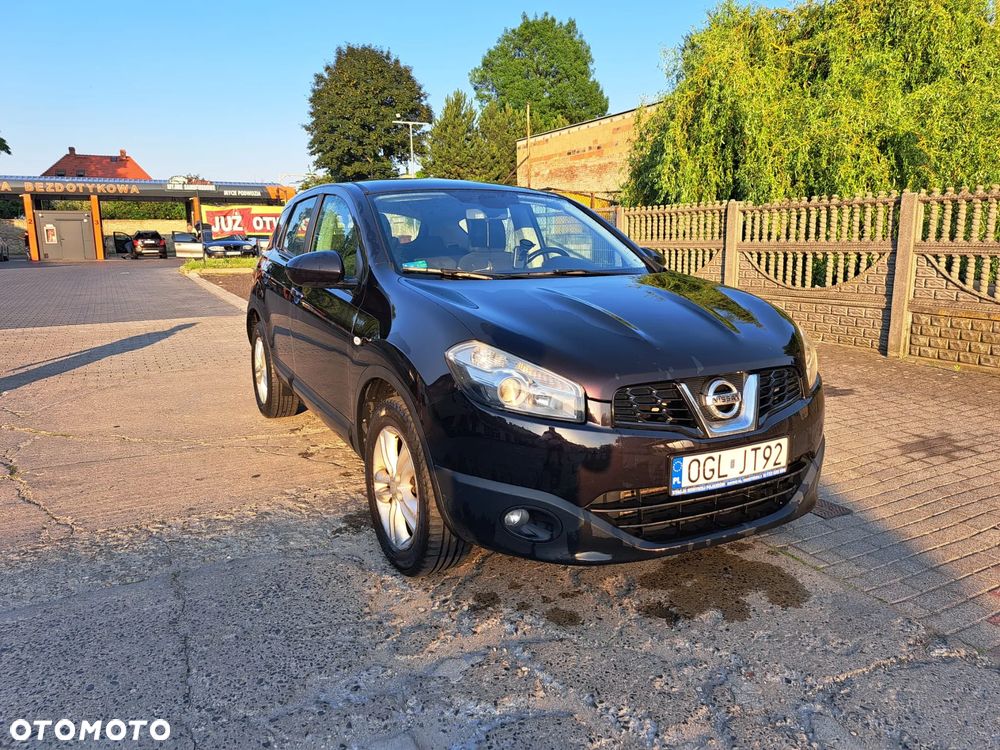 Nissan Qashqai - 1
