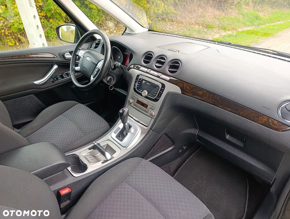 Ford Galaxy 2.0 TDCi DPF Titanium - 22