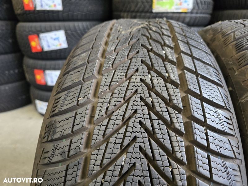 225/55/17 Goodyear 4piese - 6
