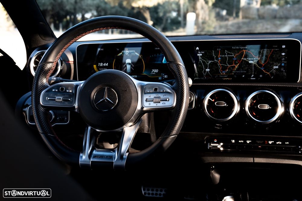 Mercedes-Benz A 35 AMG 4Matic - 8