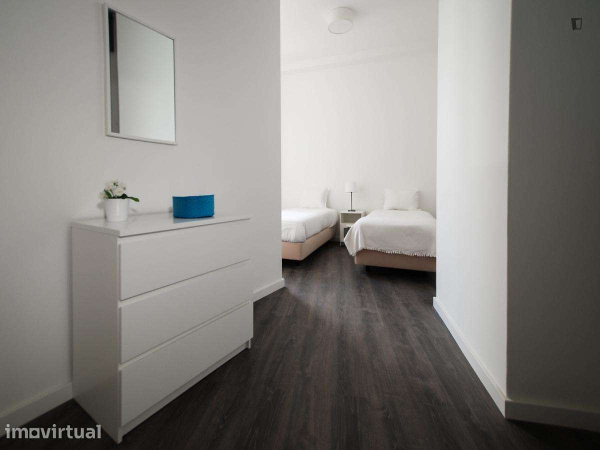 Apartamento com 3 quartos - localizado em Cais do Sodré Lisbon - Grande imagem: 2/11