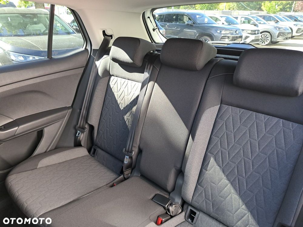 Volkswagen T-Cross - 17
