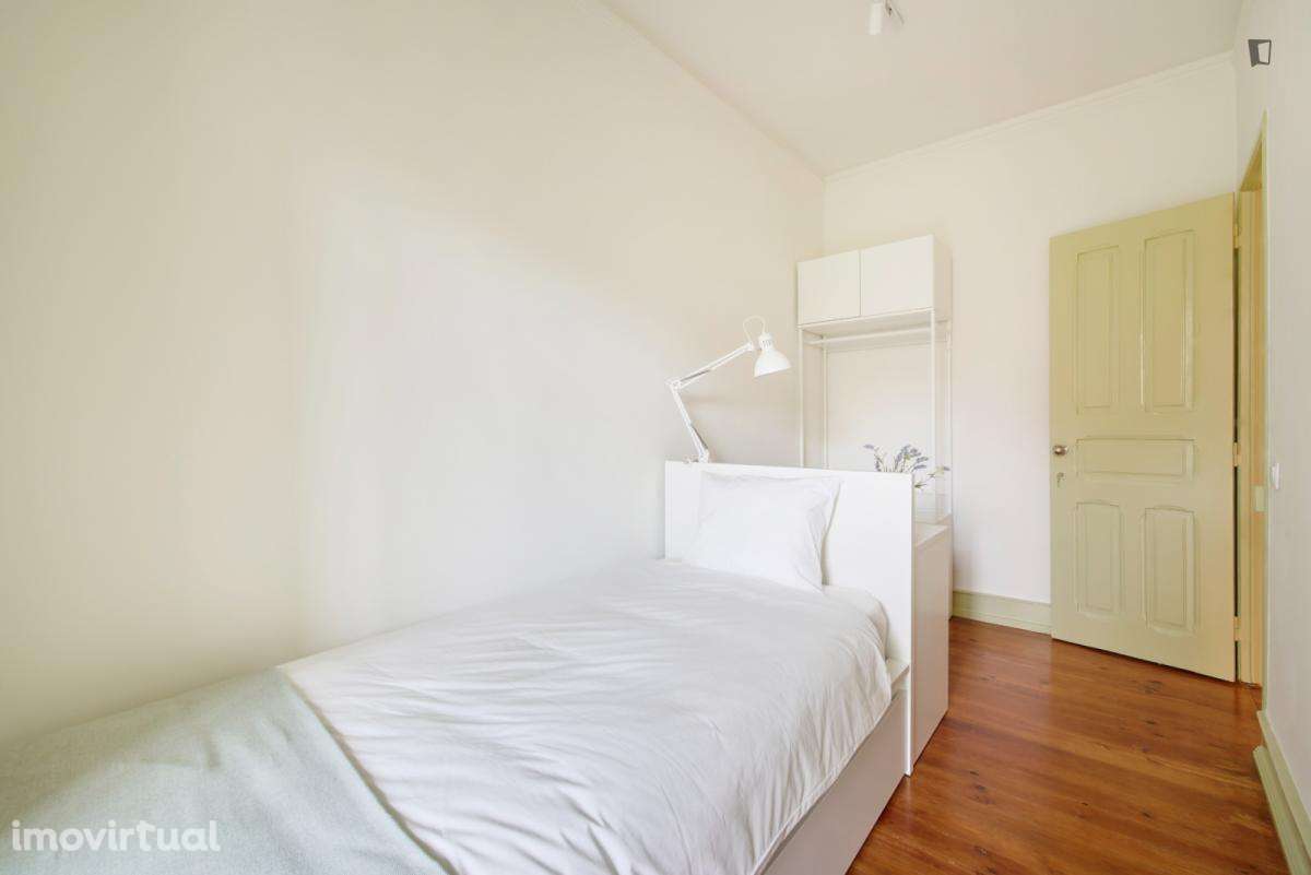 Quarto - localizado em Alcântara Lisbon - Grande imagem: 4/37