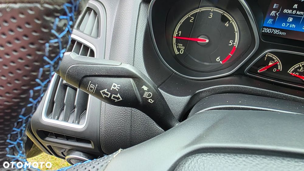 Ford Focus 2.0 TDCi ST - 28