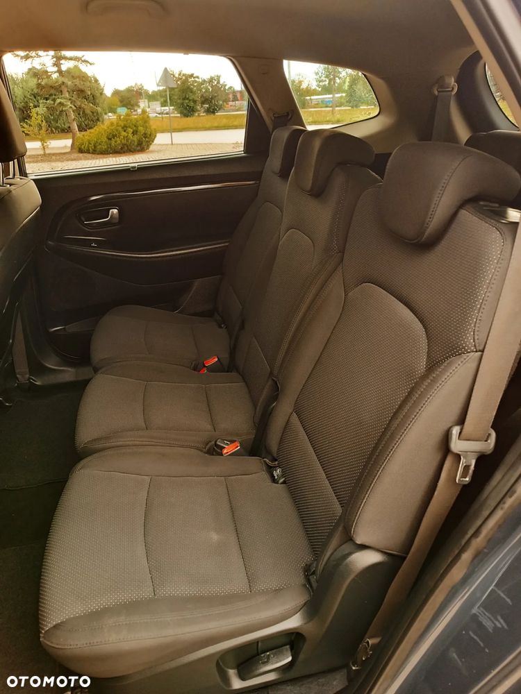 Kia Carens 1.6 GDI L 7os EU6 - 15