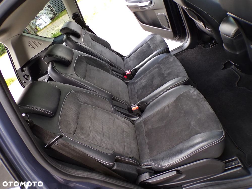 Ford S-Max 2.0 TDCi DPF Titanium - 29