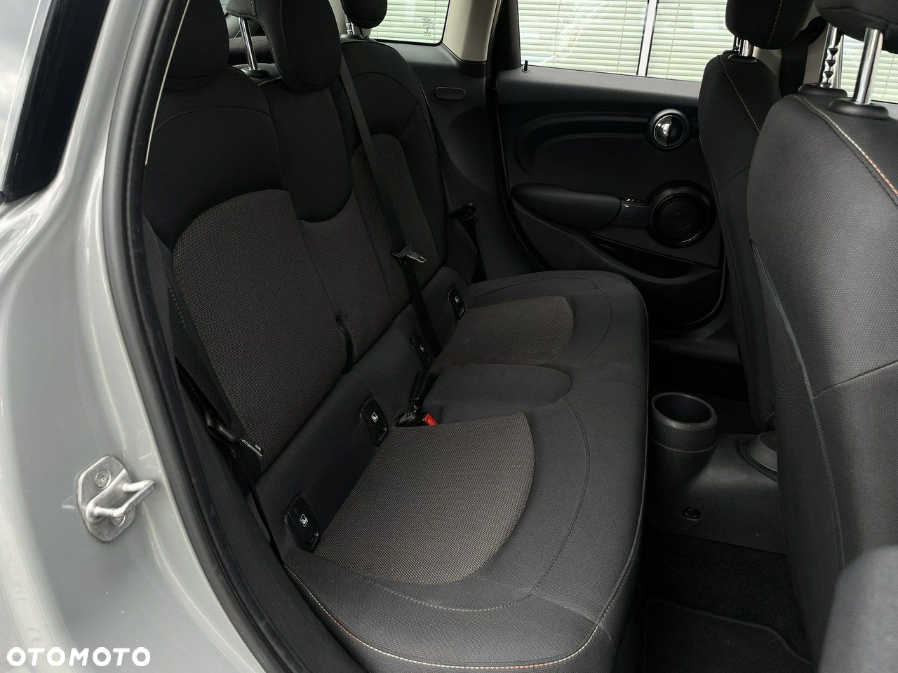 MINI Cooper - 18
