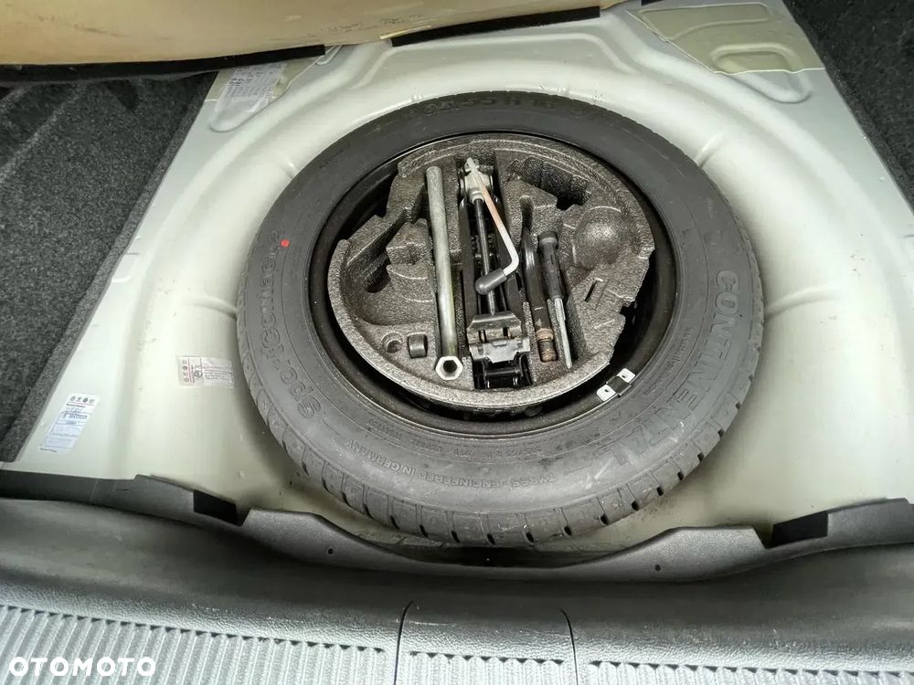 Skoda Octavia 2.0 TDI CR DPF DSG RS - 17