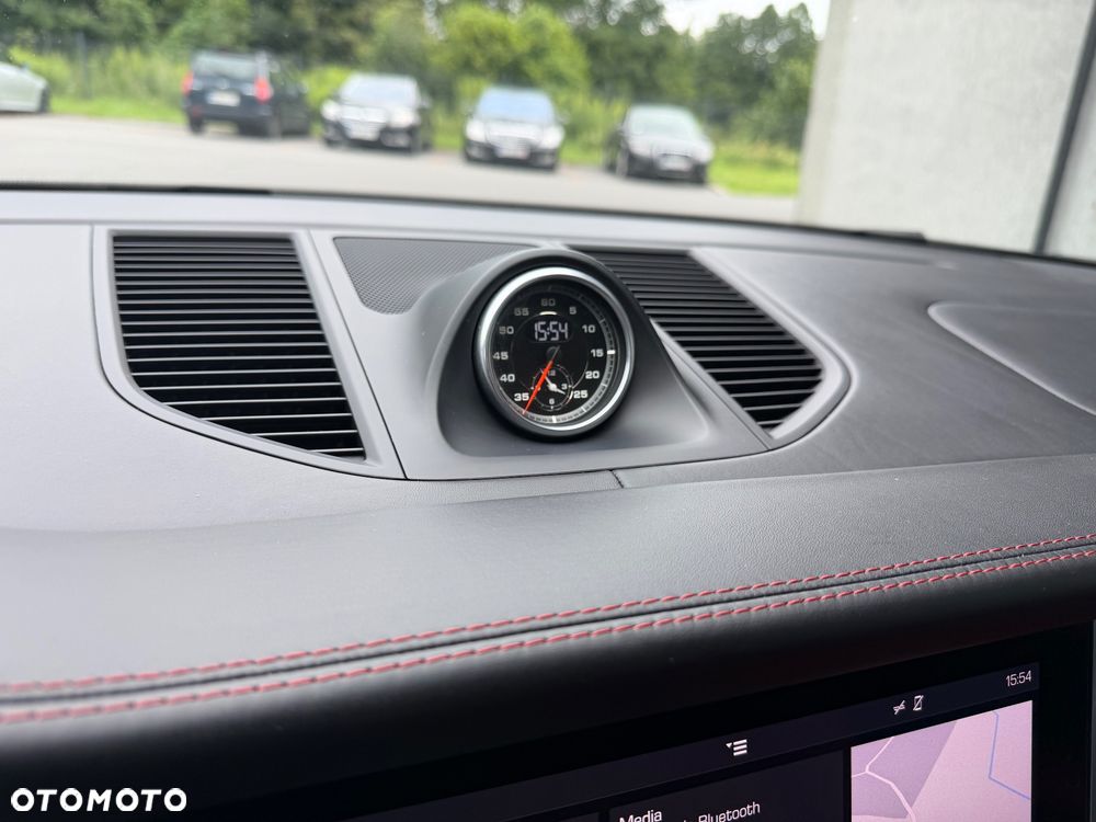 Porsche Macan - 17