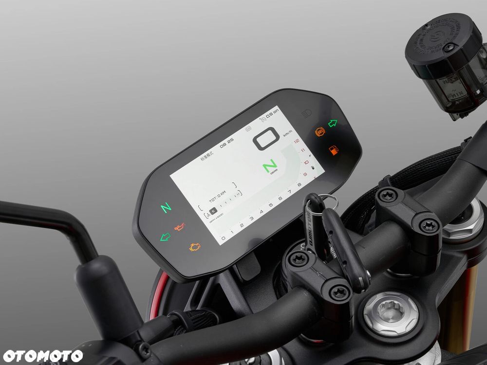 QJMOTOR SRK 800 - 4