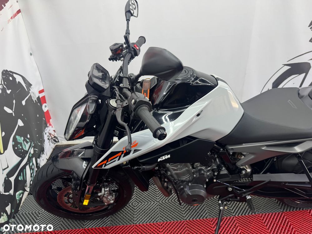 KTM Duke - 12