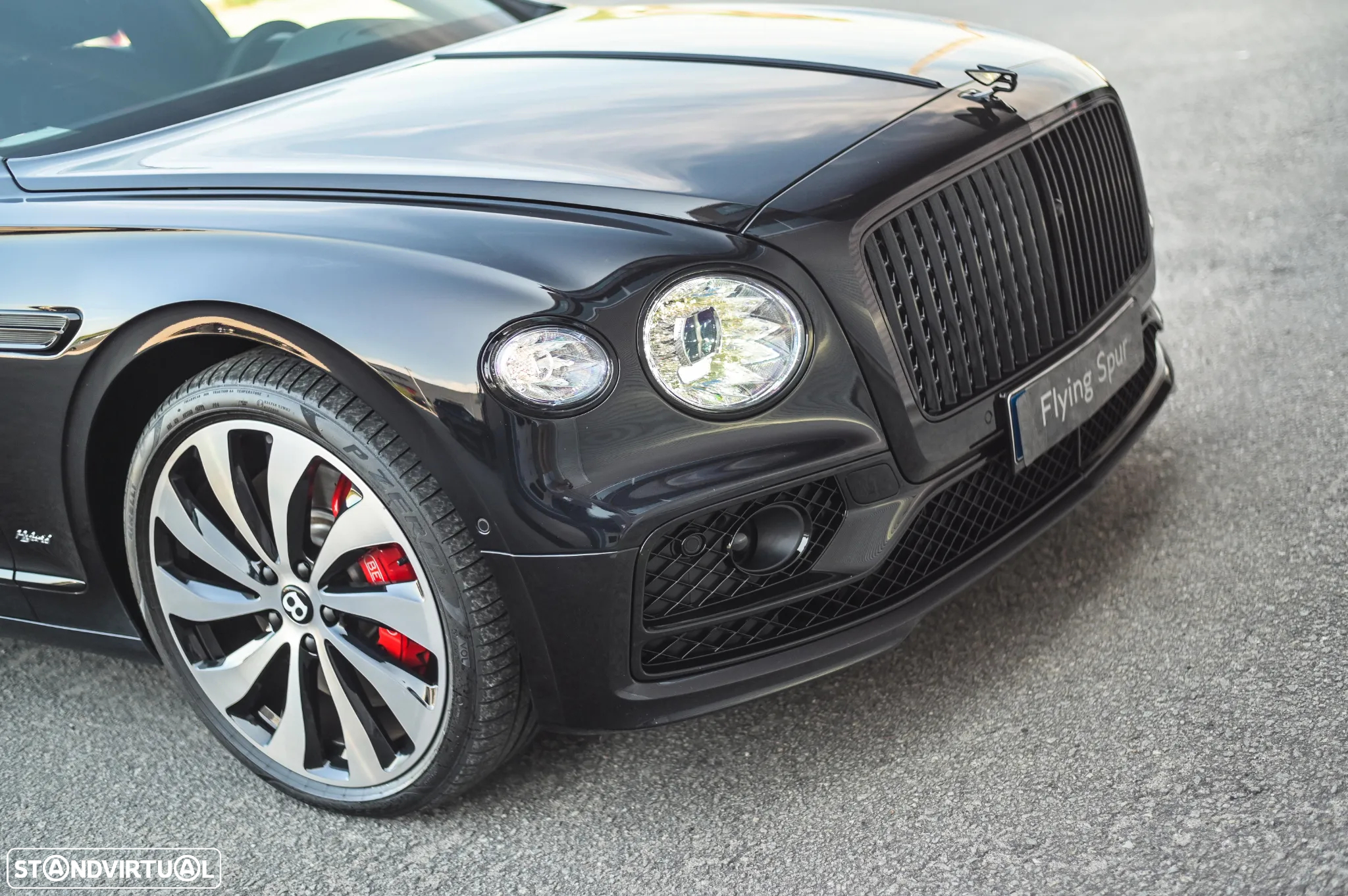 Bentley Flying Spur Hybrid - 10