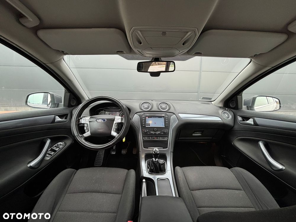 Ford Mondeo 2.0 TDCi Ghia - 15