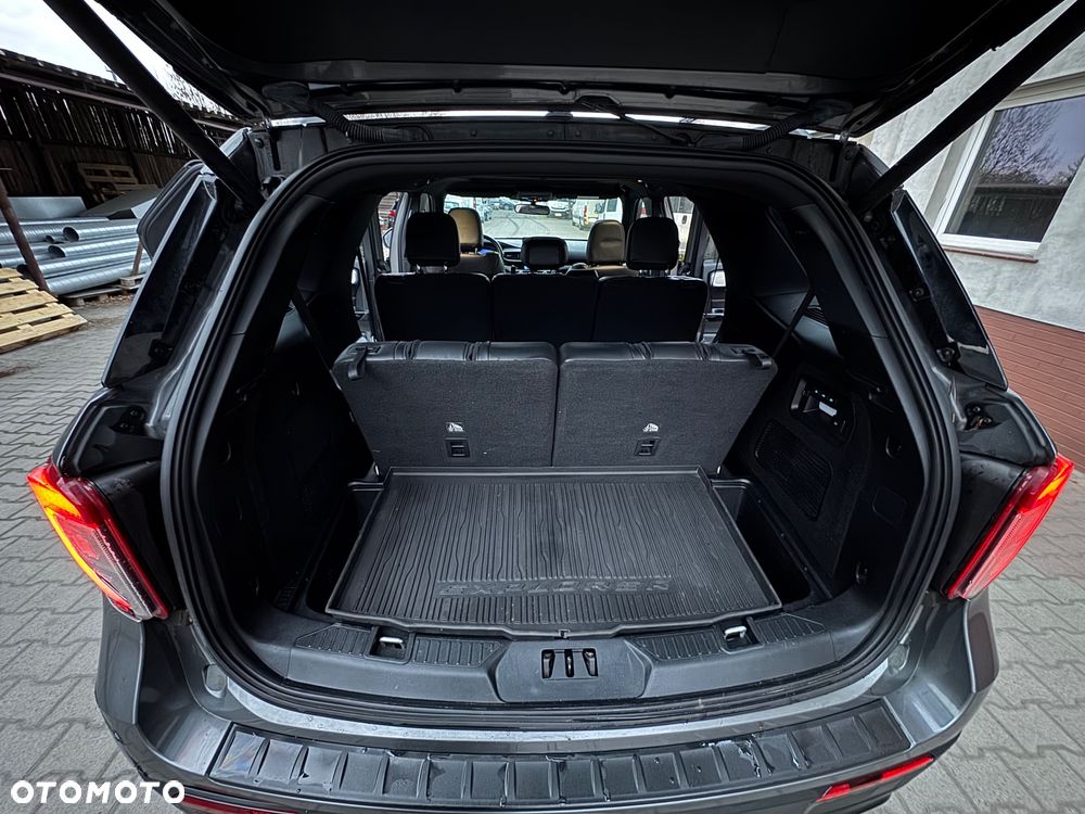 Ford Explorer - 20