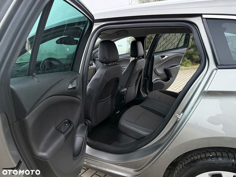 Opel Astra 1.4 Turbo Start/Stop 120 Jahre - 22