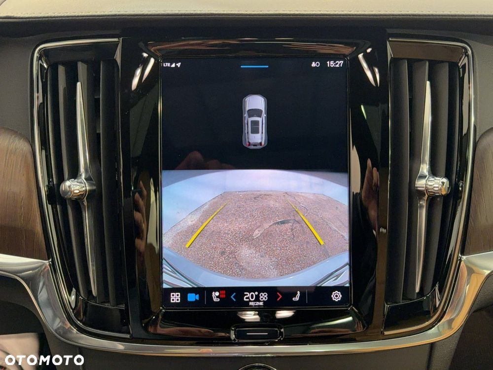 Volvo V90 Cross Country - 14