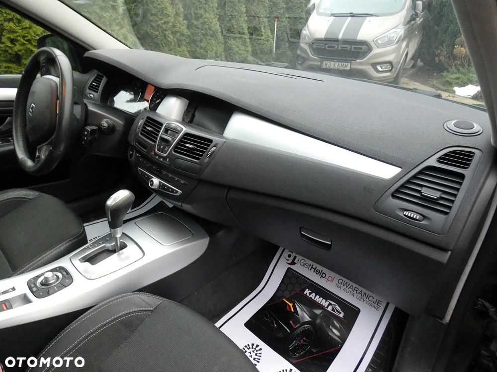 Renault Laguna 2.0 DCi Initiale - 24