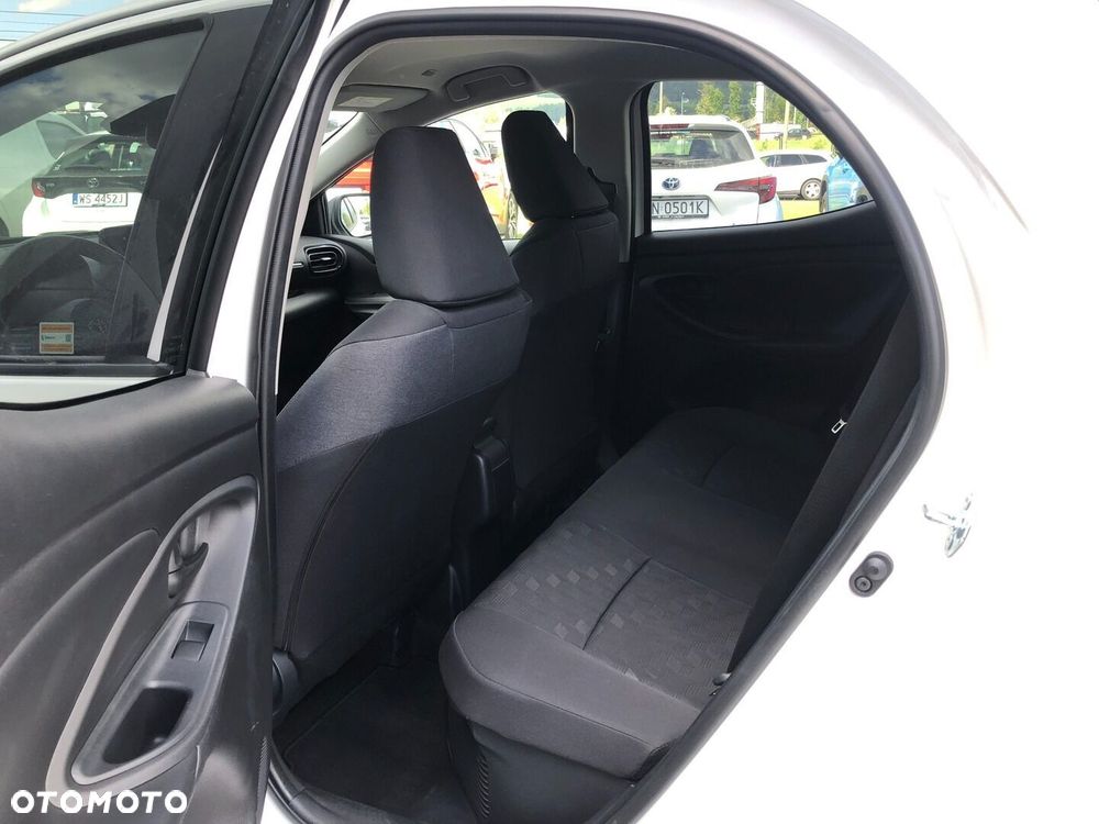 Toyota Yaris Hybrid 1.5 Style - 16