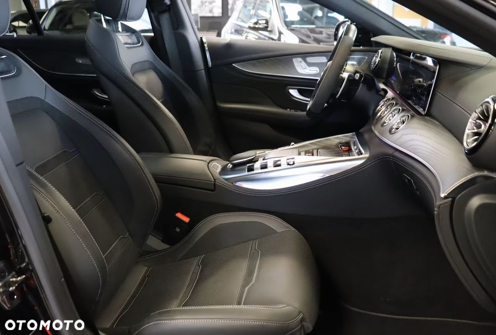 Mercedes-Benz AMG GT 53 4Matic+ Speedshift TCT 9G - 15