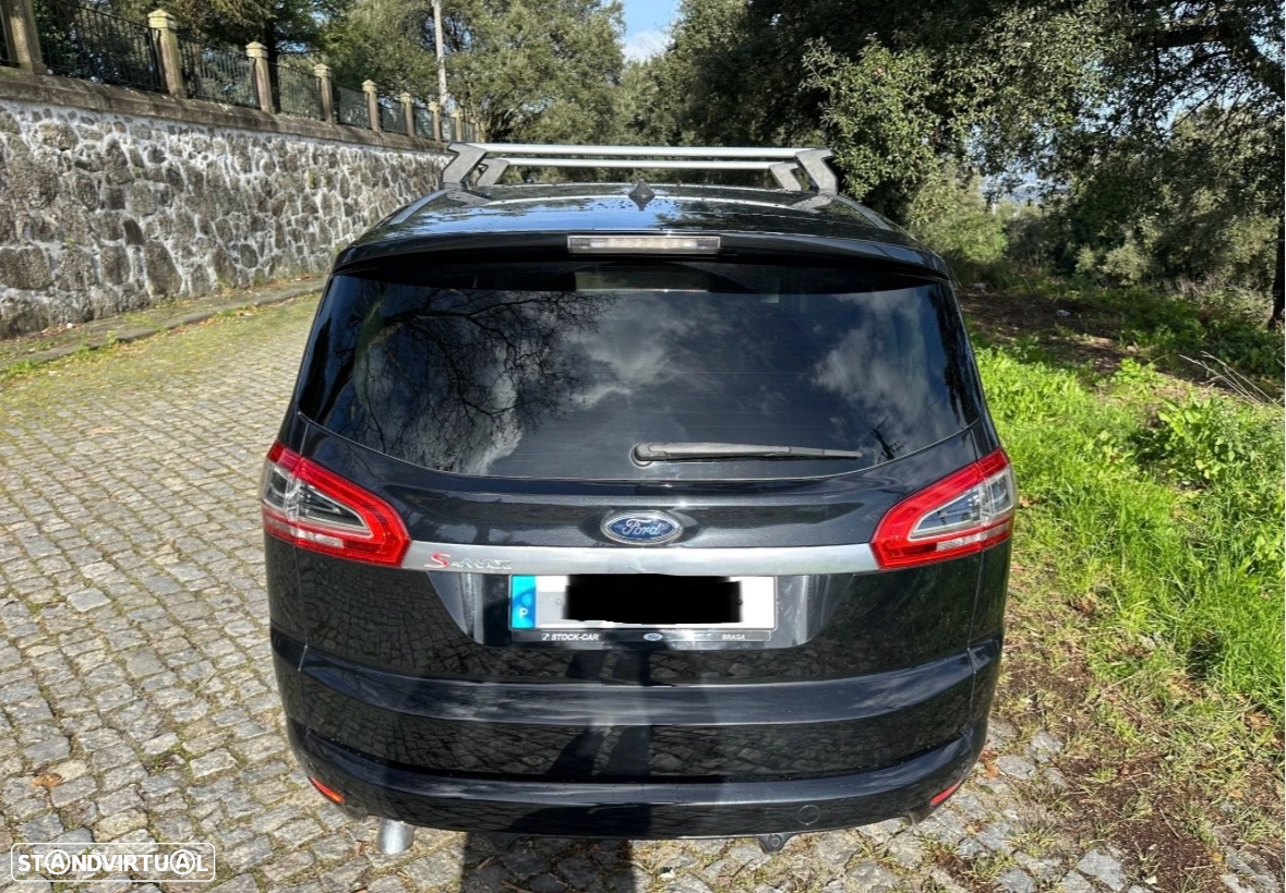 Ford S-Max 2.0 TDCi Titanium 7L - 19