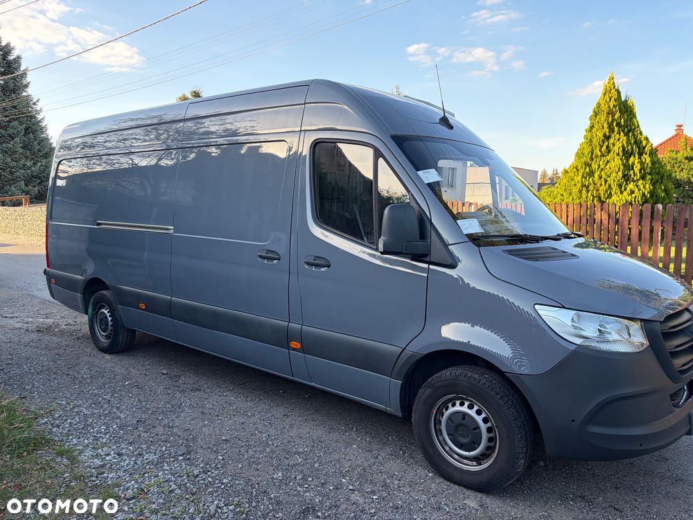 Mercedes-Benz Sprinter - 4