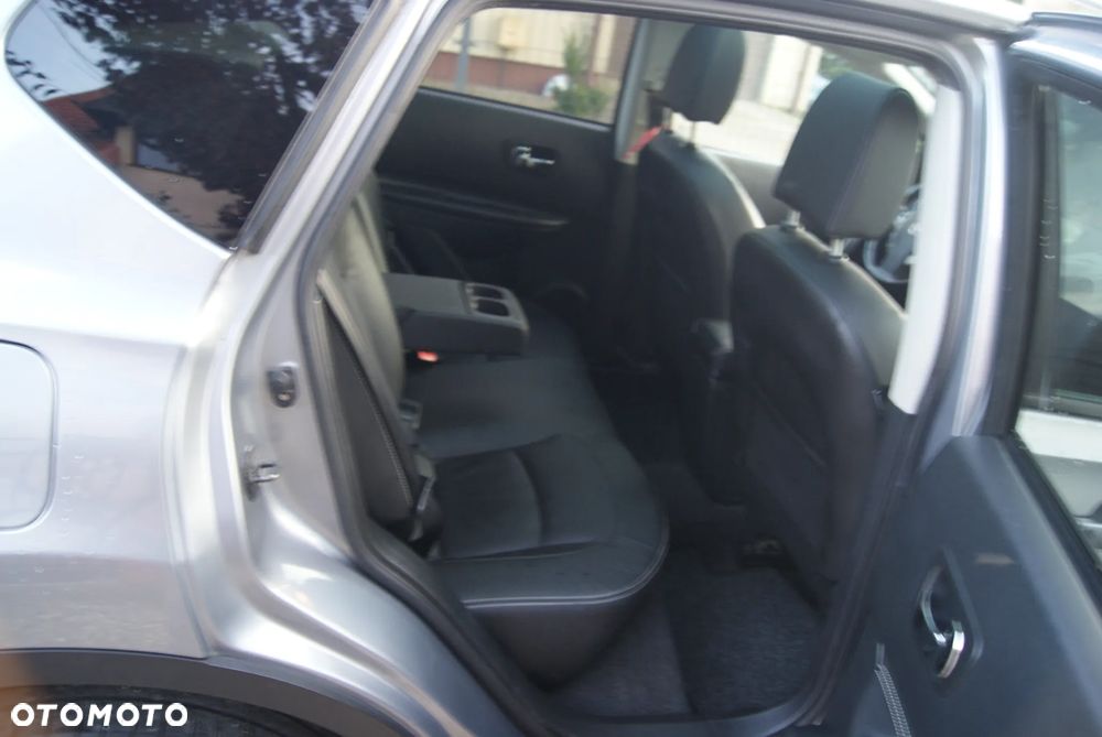 Nissan Qashqai - 12