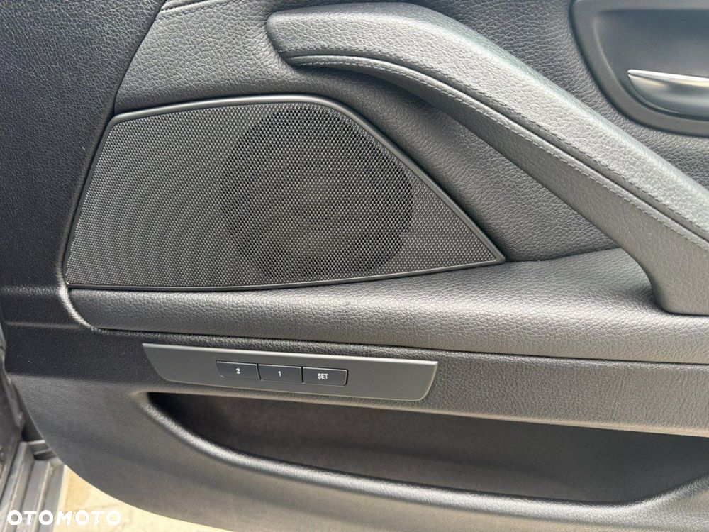 BMW Seria 5 - 29
