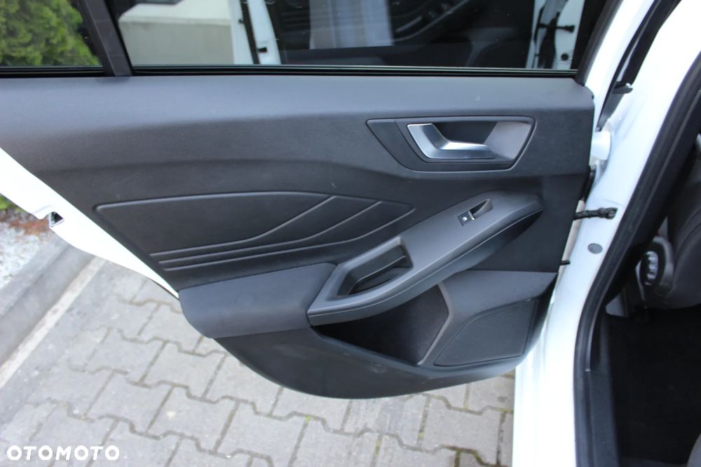 Ford Focus 2.0 TDCi ST-Line Red ASS - 21