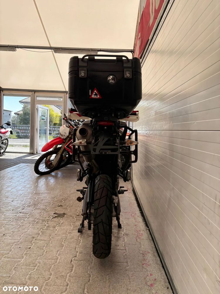 Yamaha XT - 32