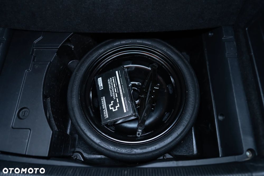 Volkswagen Passat 2.0 TDI DSG BlueMotion Technology R-Line - 20