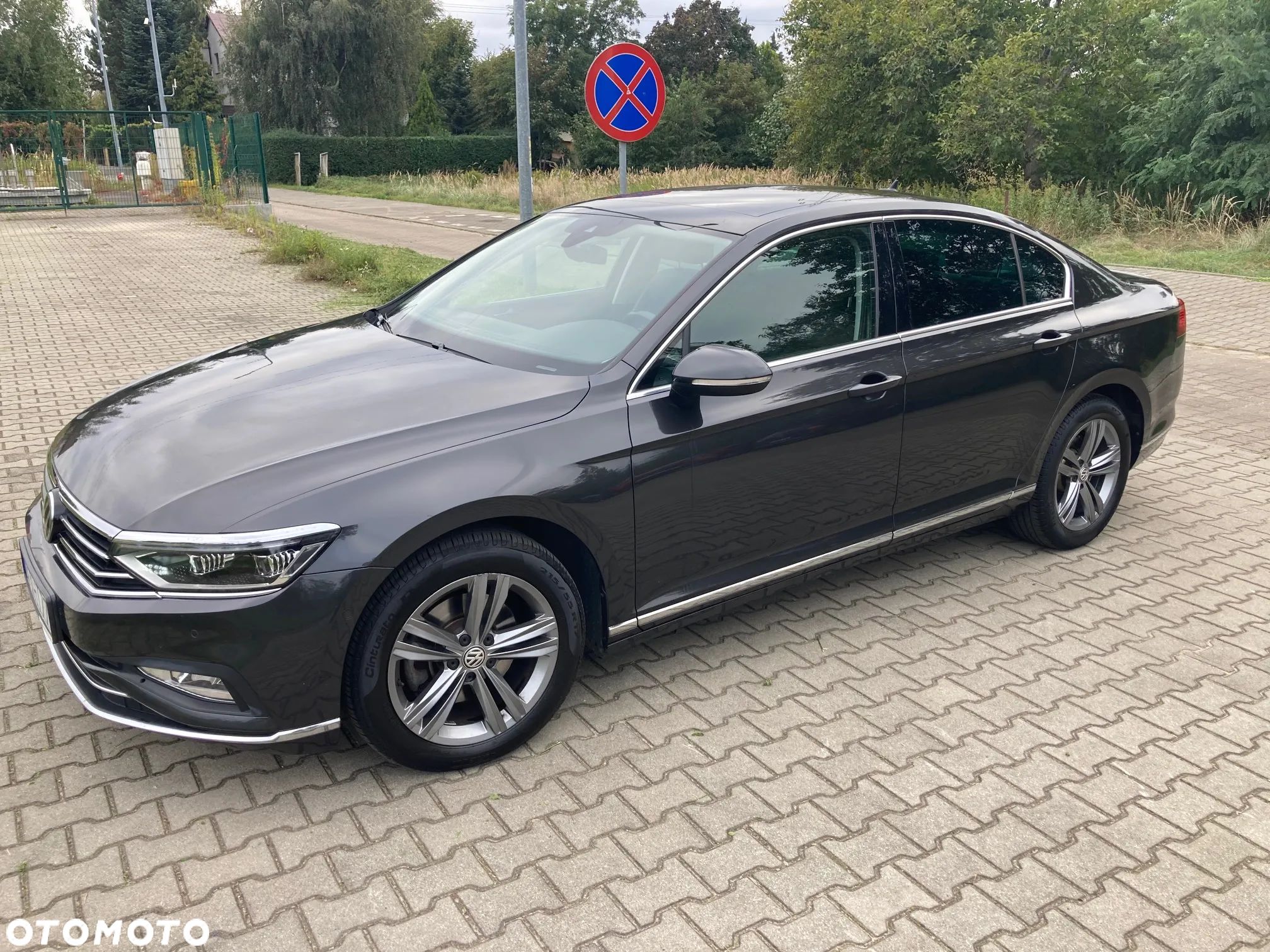 Volkswagen Passat 2.0 TSI Elegance DSG - 1