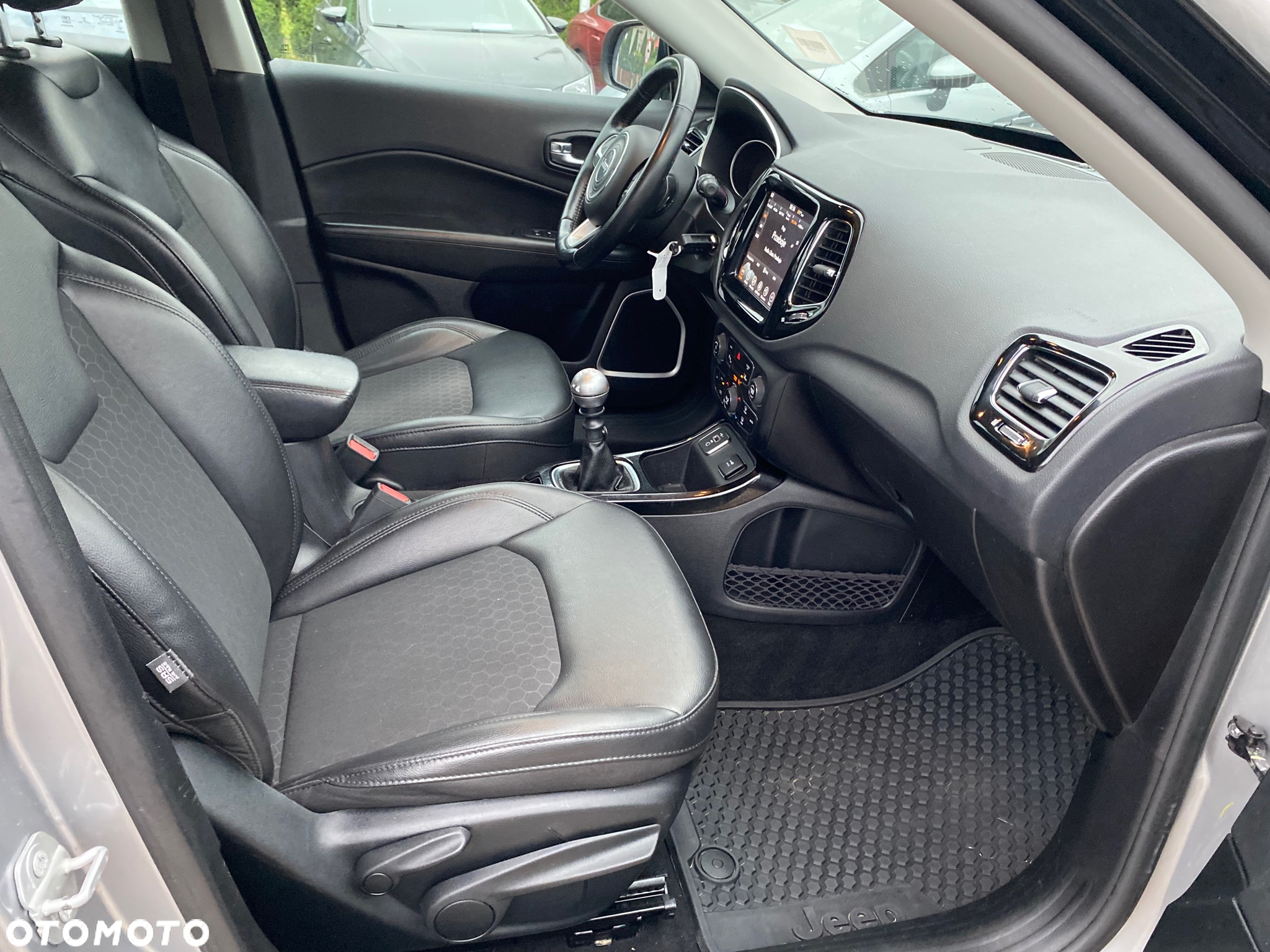 Jeep Compass 1.4 TMair Longitude FWD S&S - 25