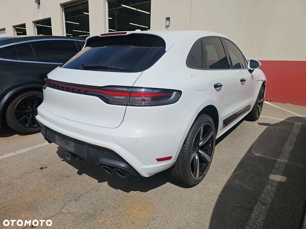 Porsche Macan - 4