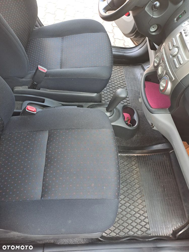 Daihatsu Sirion 1.3 Automatik - 14