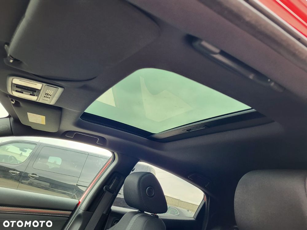 Honda Civic 1.5 i-VTEC Turbo Sport - 24
