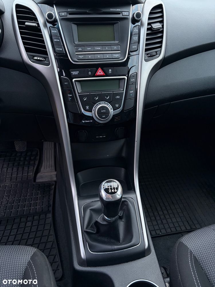 Hyundai i30 1.6 GDI Style - 9